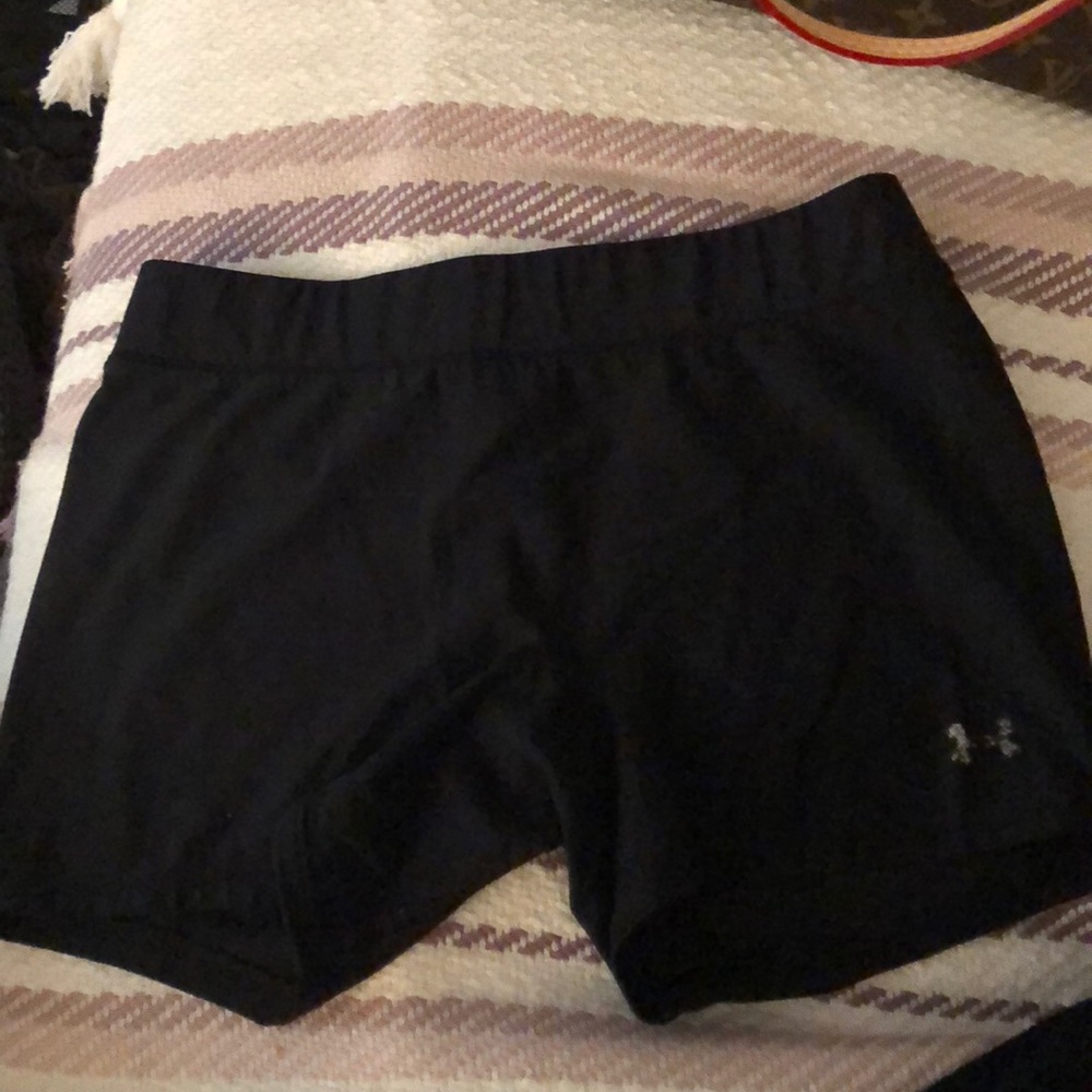 Under armor spandex shorts